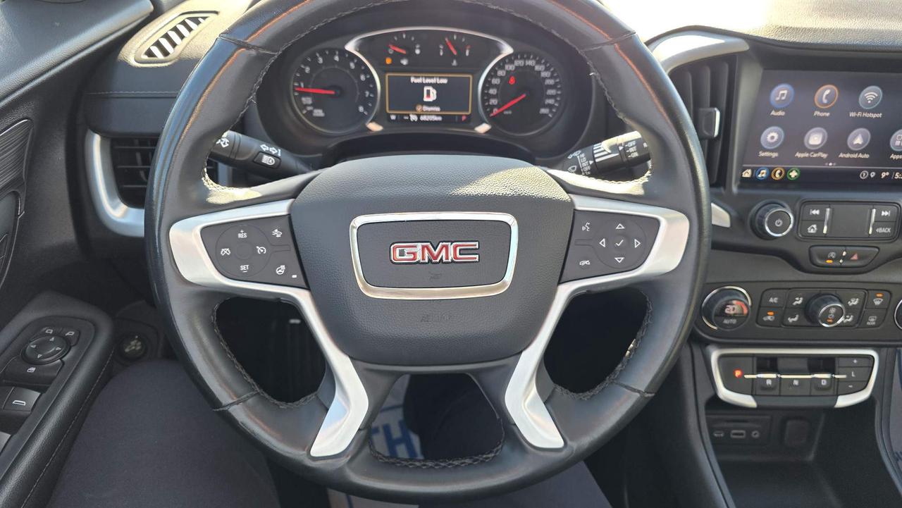 2024 GMC Terrain NO ACCIDENTS! SLT! Photo