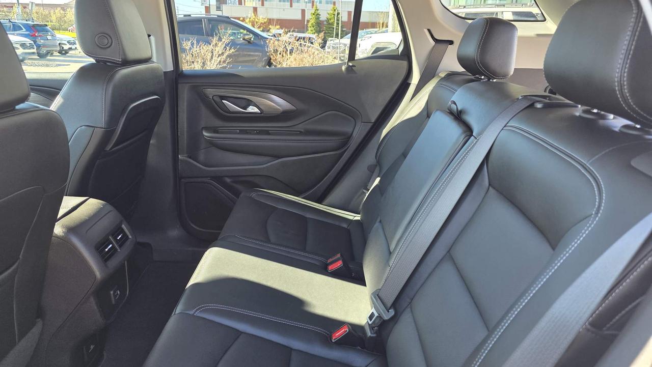 2024 GMC Terrain NO ACCIDENTS! SLT! Photo