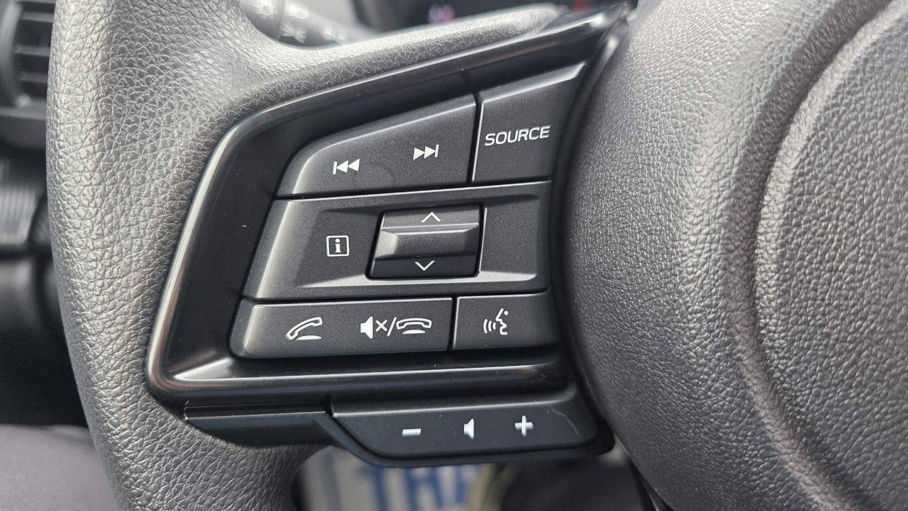 2024 Subaru XV Crosstrek Convenience NO ACCIDENTS! ONE OWNE! Photo