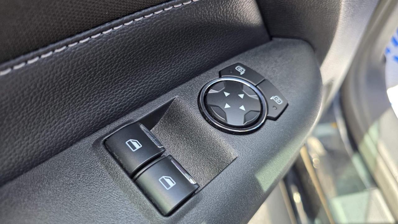 2021 Ford Mustang GT NEW TIRES! LOW KM! Photo