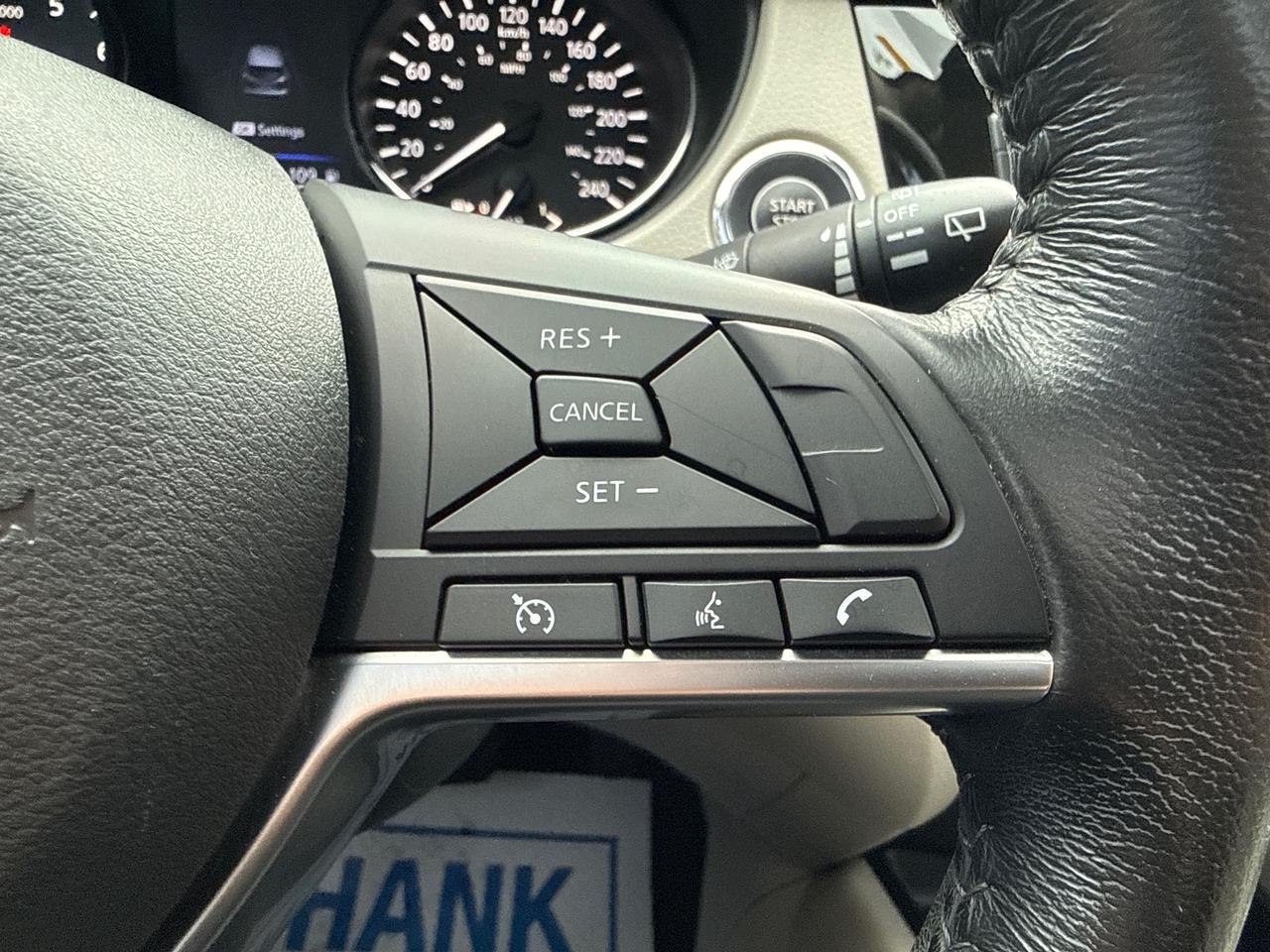 2019 Nissan Qashqai S Photo