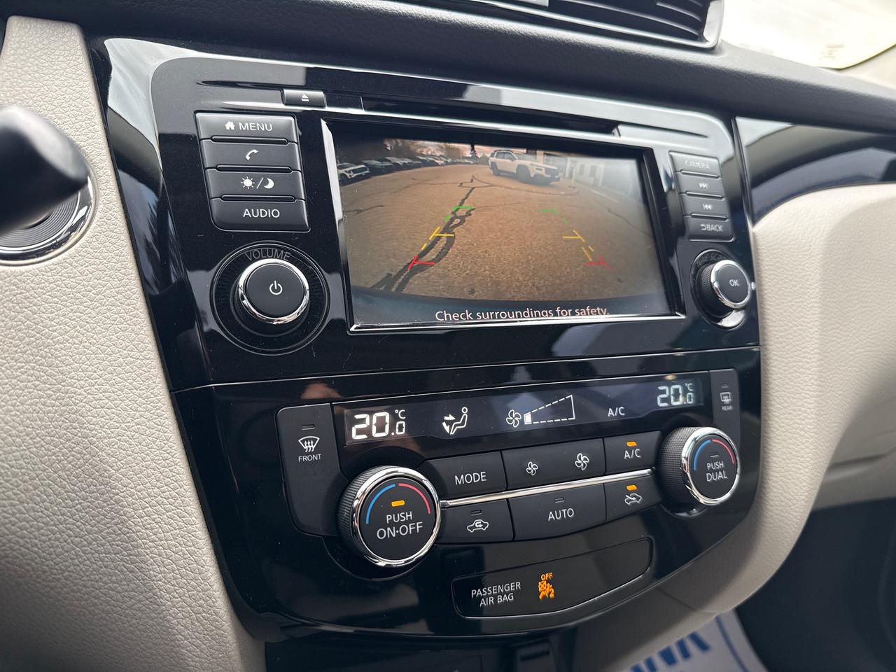 2019 Nissan Qashqai S Photo