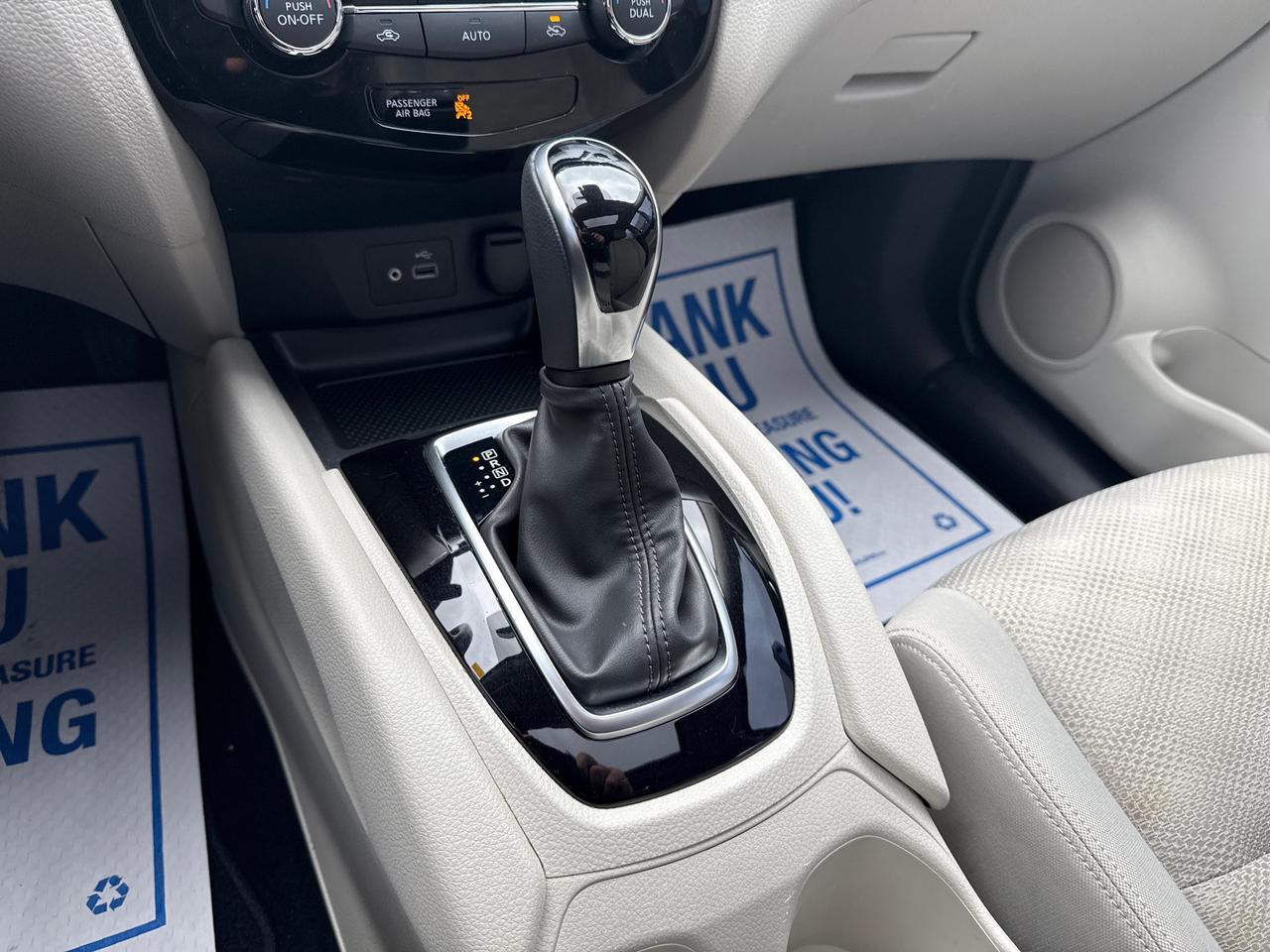 2019 Nissan Qashqai S Photo