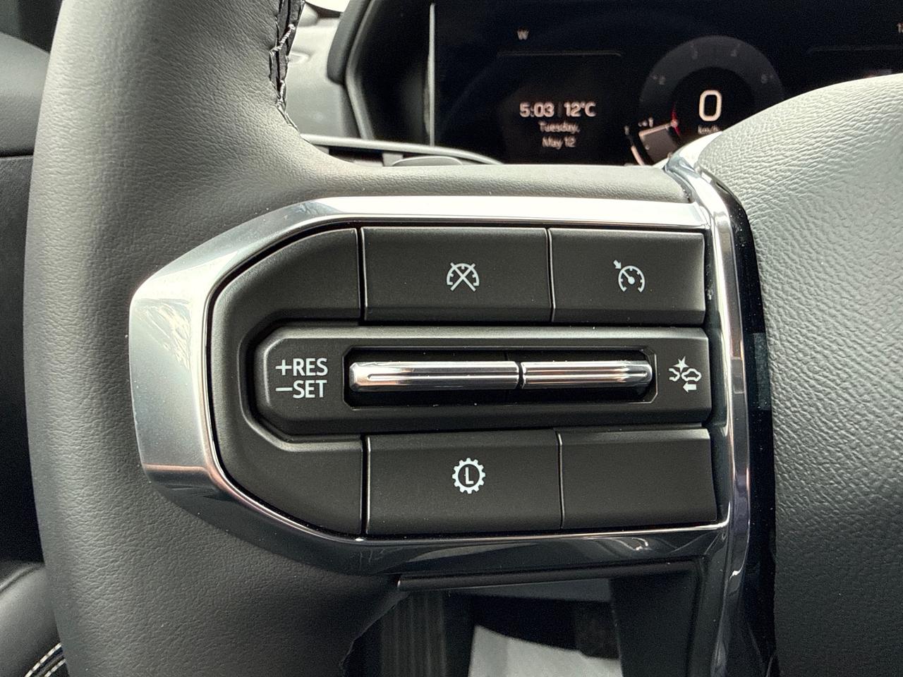 2026 GMC Terrain Elevation ONE OWNER!! NO ACCIDENTS!! ELEVATION!! Photo