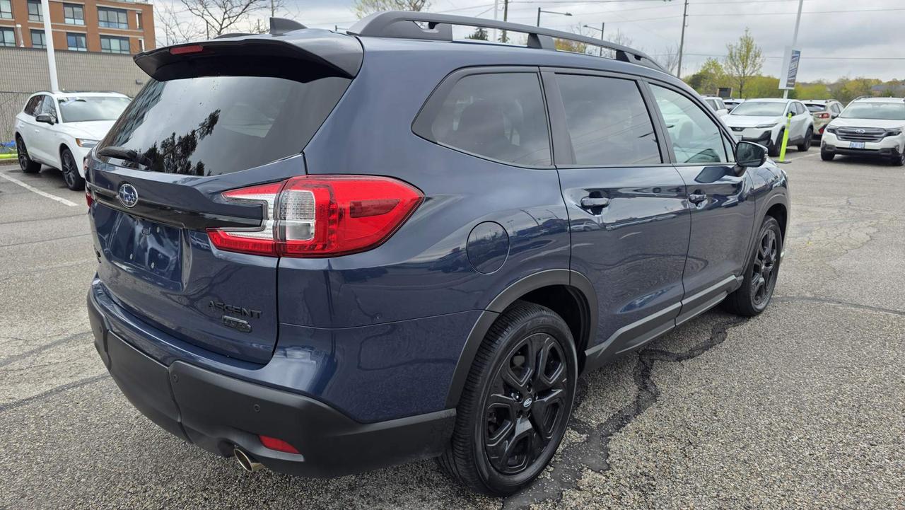 2023 Subaru ASCENT Onyx Photo4