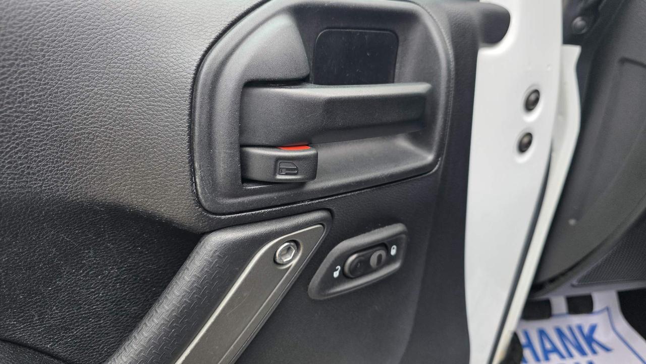 2016 Jeep Wrangler SPORT Photo
