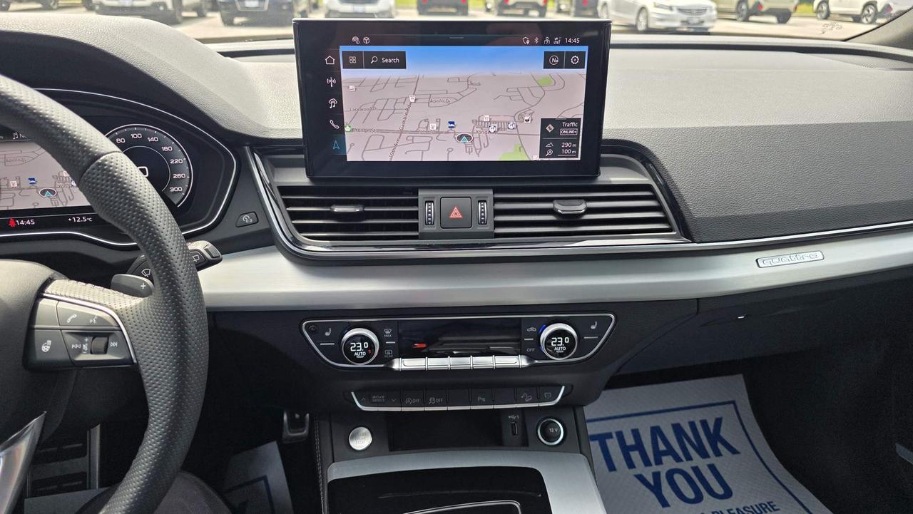 2024 Audi Q5 45 Technik Photo