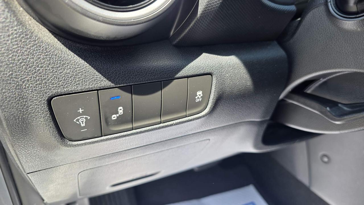 2019 Hyundai KONA 2.0L Preferred NO ACCIDENTS! LOW KM! ONE OWNER! Photo
