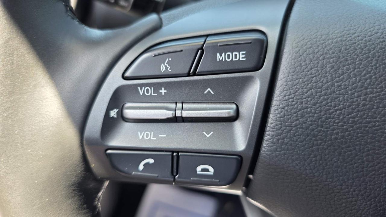 2019 Hyundai KONA 2.0L Preferred NO ACCIDENTS! LOW KM! ONE OWNER! Photo