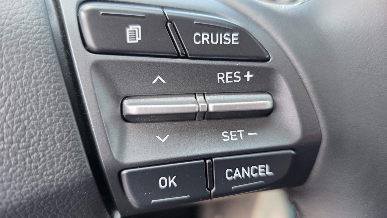 2019 Hyundai KONA 2.0L Preferred NO ACCIDENTS! LOW KM! ONE OWNER! Photo