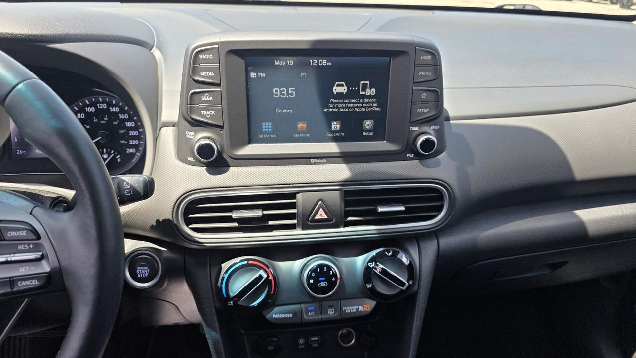 2019 Hyundai KONA 2.0L Preferred NO ACCIDENTS! LOW KM! ONE OWNER! Photo