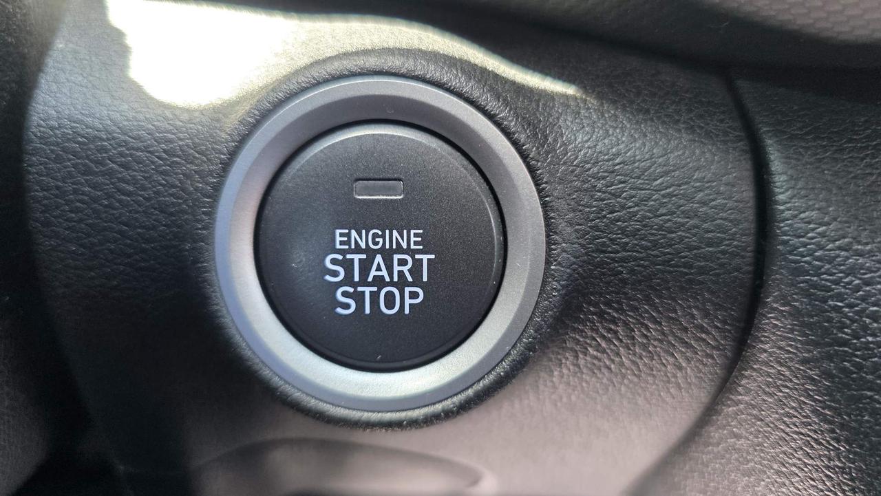 2019 Hyundai KONA 2.0L Preferred NO ACCIDENTS! LOW KM! ONE OWNER! Photo