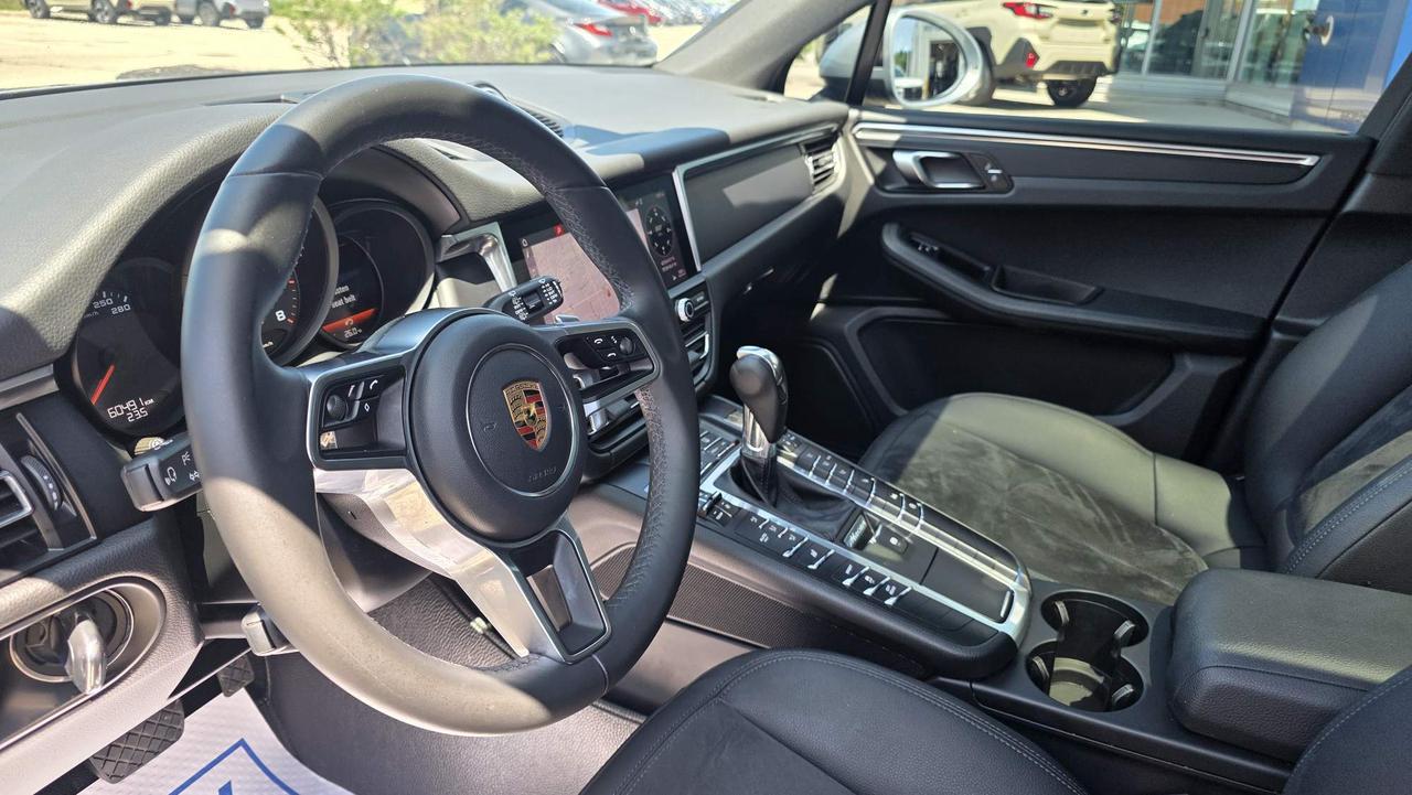 2020 Porsche Macan NO ACCIDENTS! LOW KM! Photo