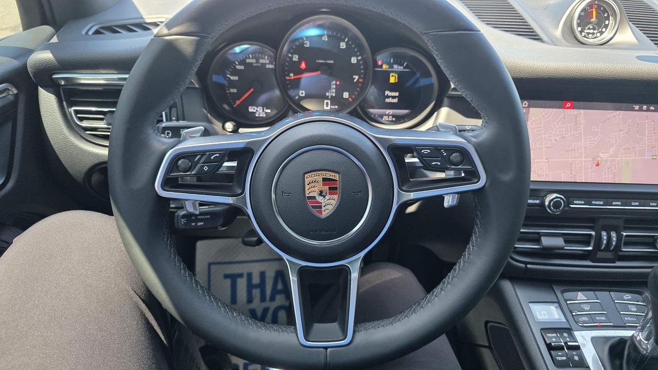 2020 Porsche Macan NO ACCIDENTS! LOW KM! Photo