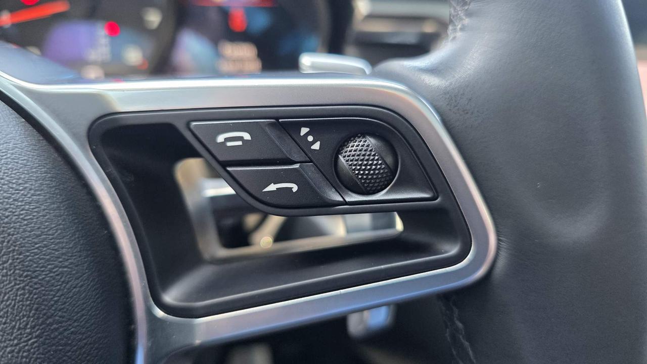 2020 Porsche Macan NO ACCIDENTS! LOW KM! Photo