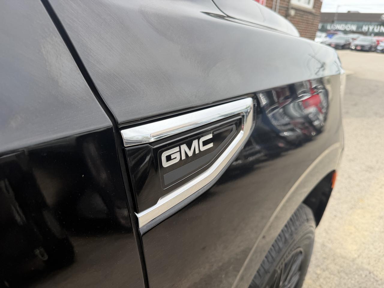 2021 GMC Yukon XL SLT | One Owner | Loaded Photo