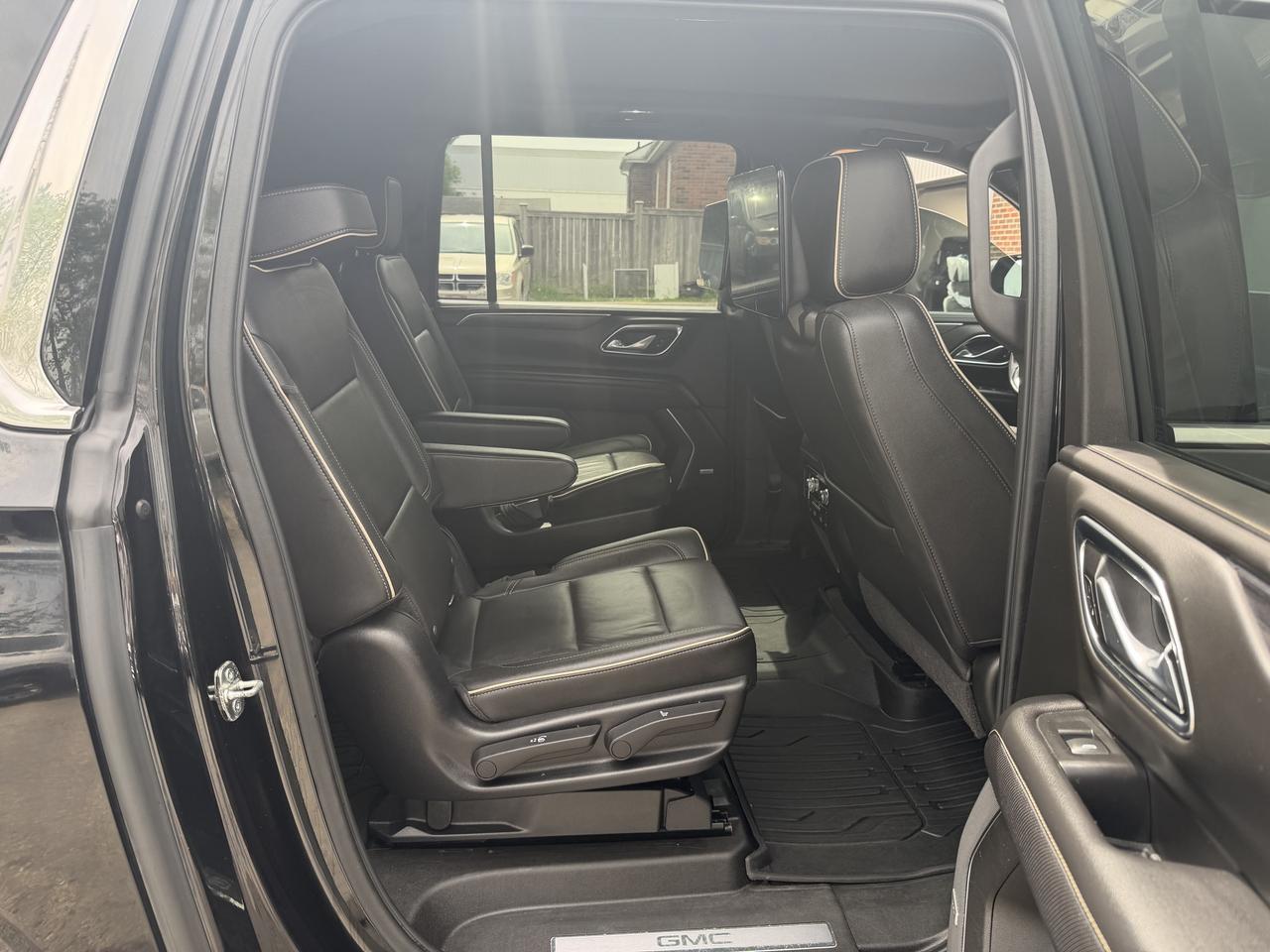 2021 GMC Yukon XL SLT | One Owner | Loaded Photo