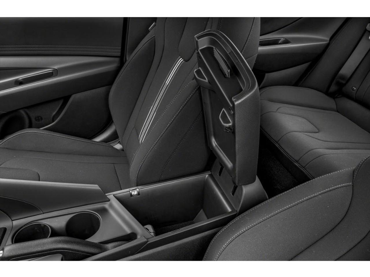 2026 Hyundai Elantra Preferred Photo