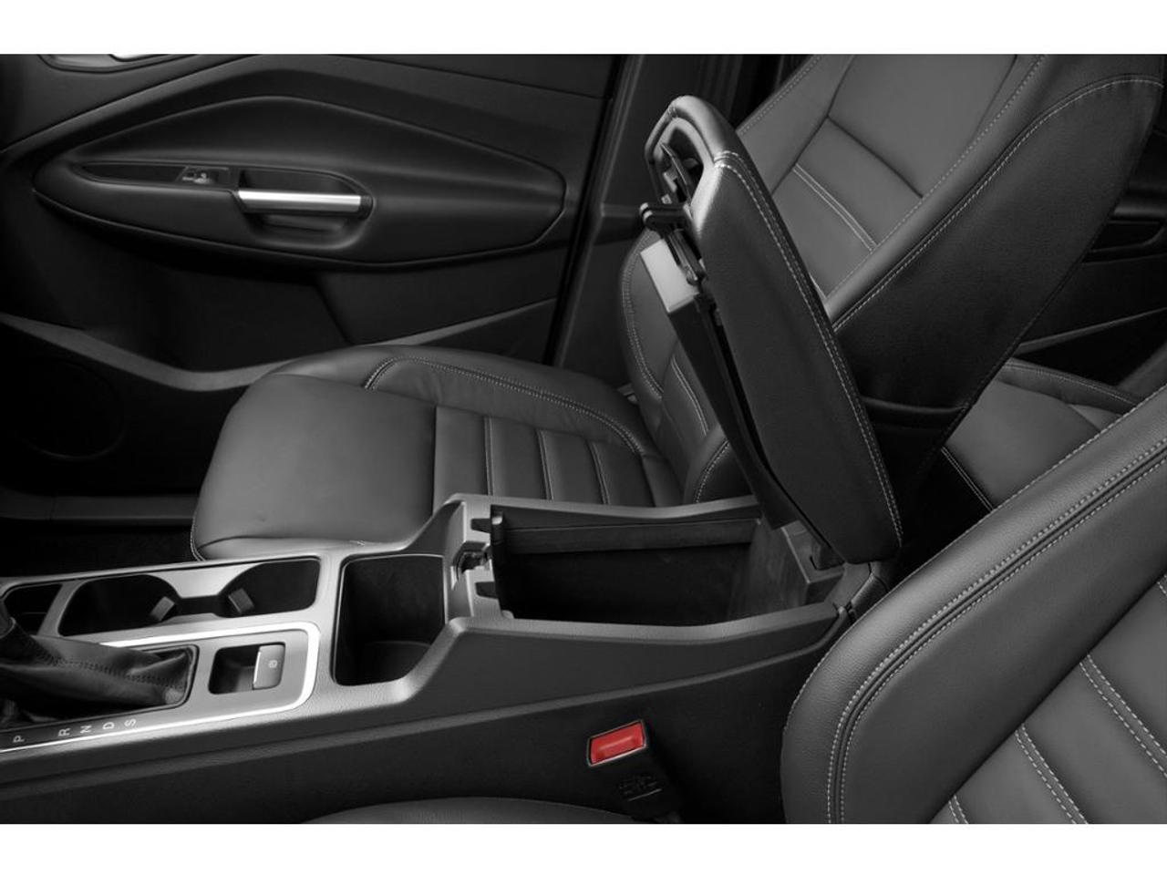 2018 Ford Escape Titanium Photo