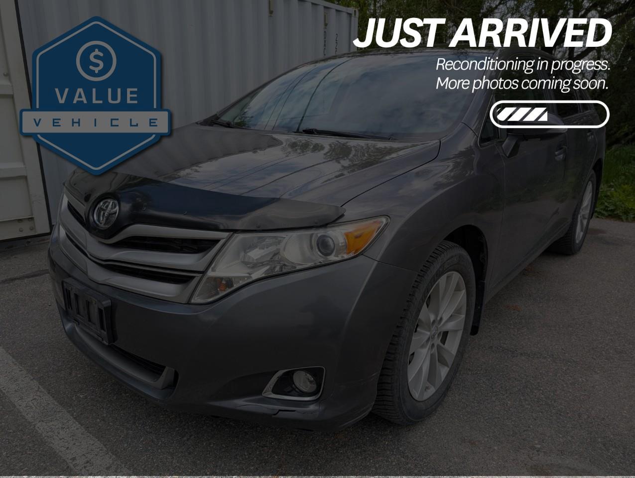 Used 2015 Toyota Venza $230 BI-WEEKLY - WELL MAINTAINED, LOCAL TRADE, CARGO MAT, RUBBER MATS, HOOD DEFLECTOR, NO REPORTED ACCIDENTS for sale in Cranbrook, BC