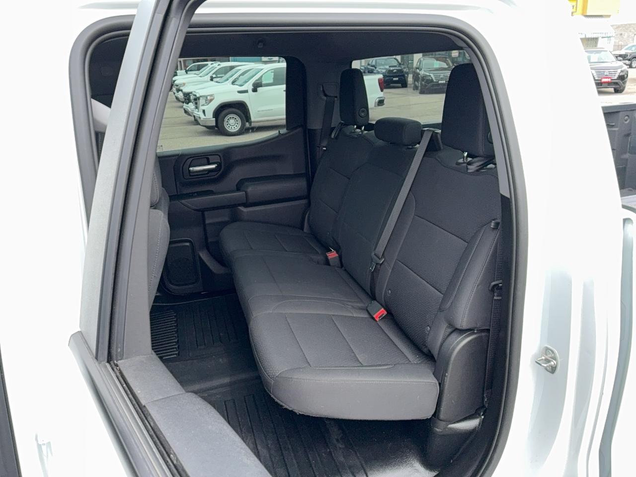 2023 GMC Sierra 1500 Pro 4WD CrewCab 2.7L4cylGas 6'7"Box BackUpCam Photo