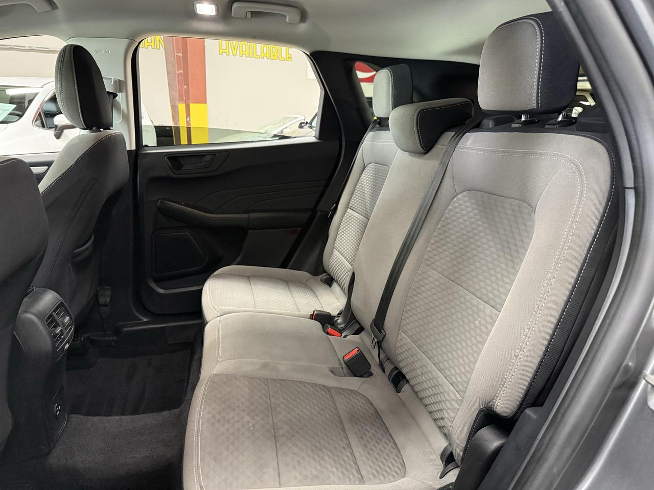2022 Ford Escape SE Photo