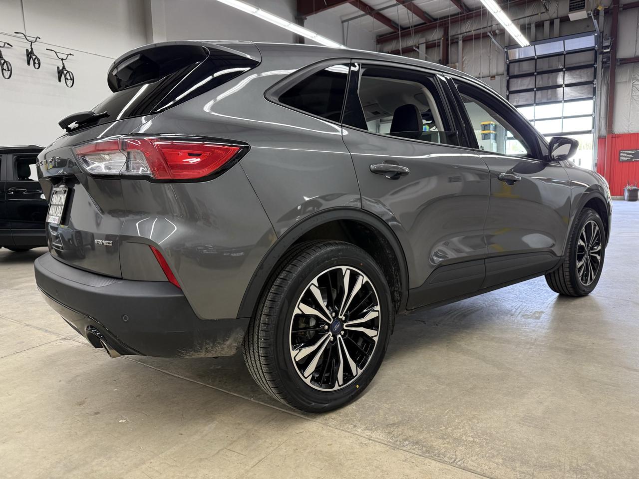 2022 Ford Escape SE Photo
