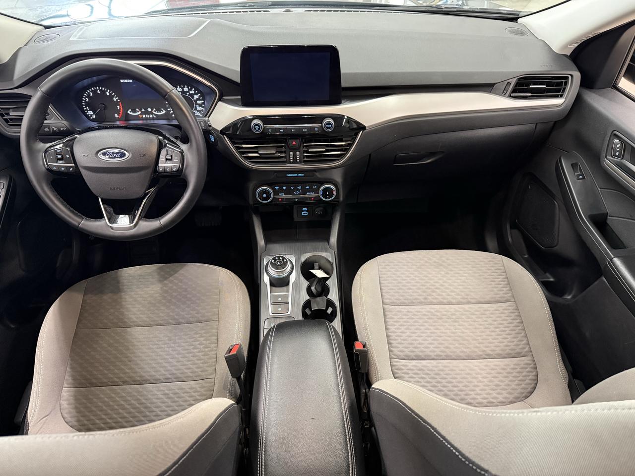2022 Ford Escape SE Photo