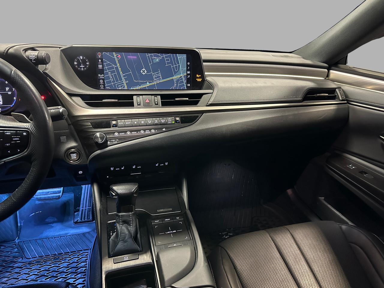 2019 Lexus ES ES 350 PREMIUM SIGNATURE F-SPORT | TOP OF THE LINE Photo