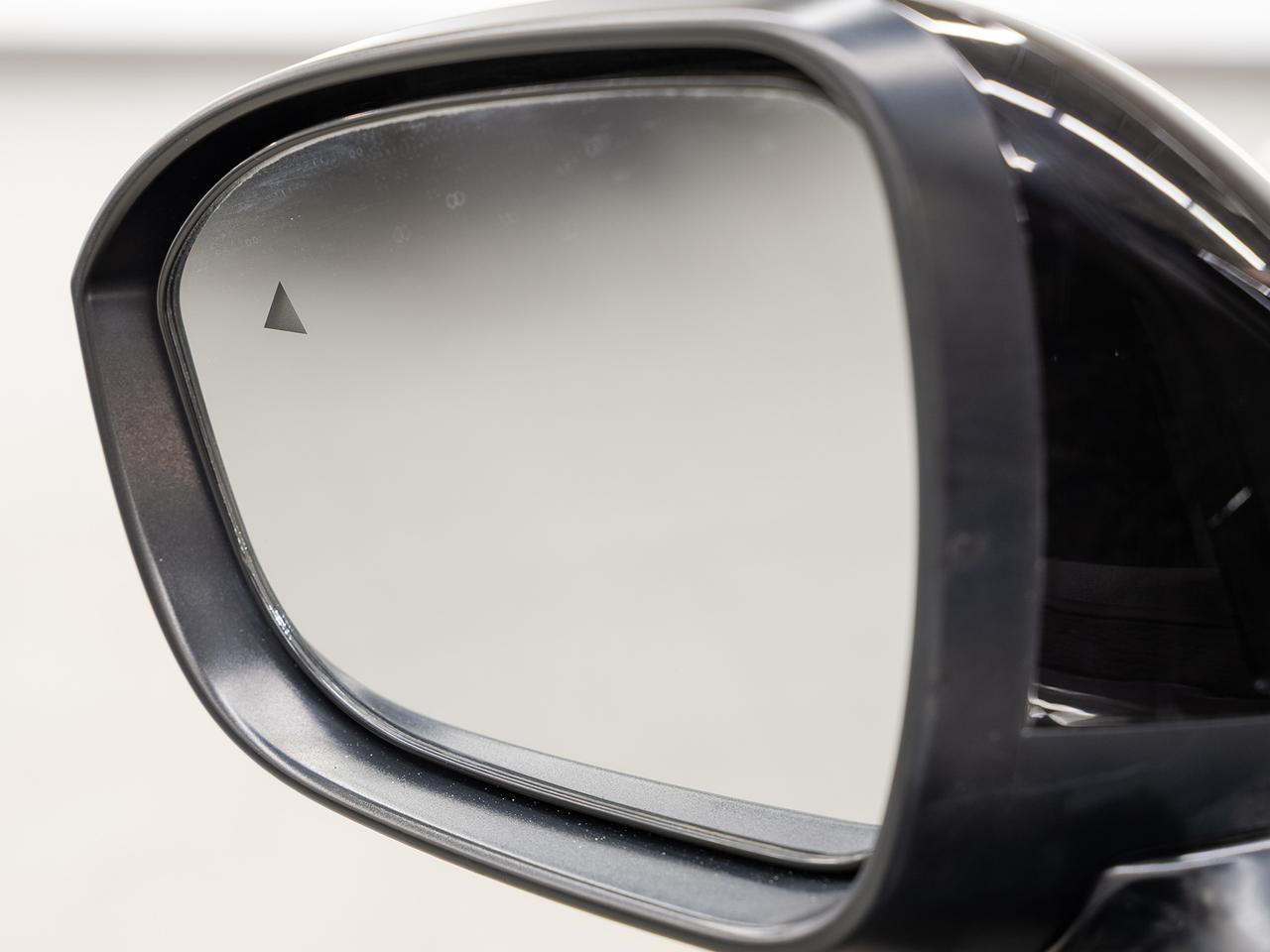 2022 Mitsubishi Outlander GT S-AWC | Pano roof | HUD | Leather | CarPlay