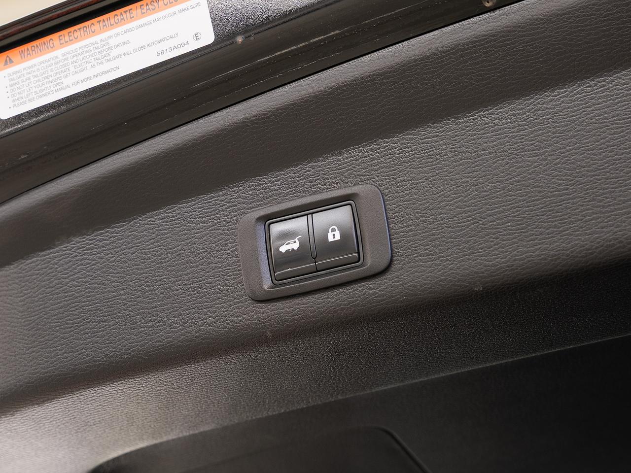 2022 Mitsubishi Outlander GT S-AWC | Pano roof | HUD | Leather | CarPlay