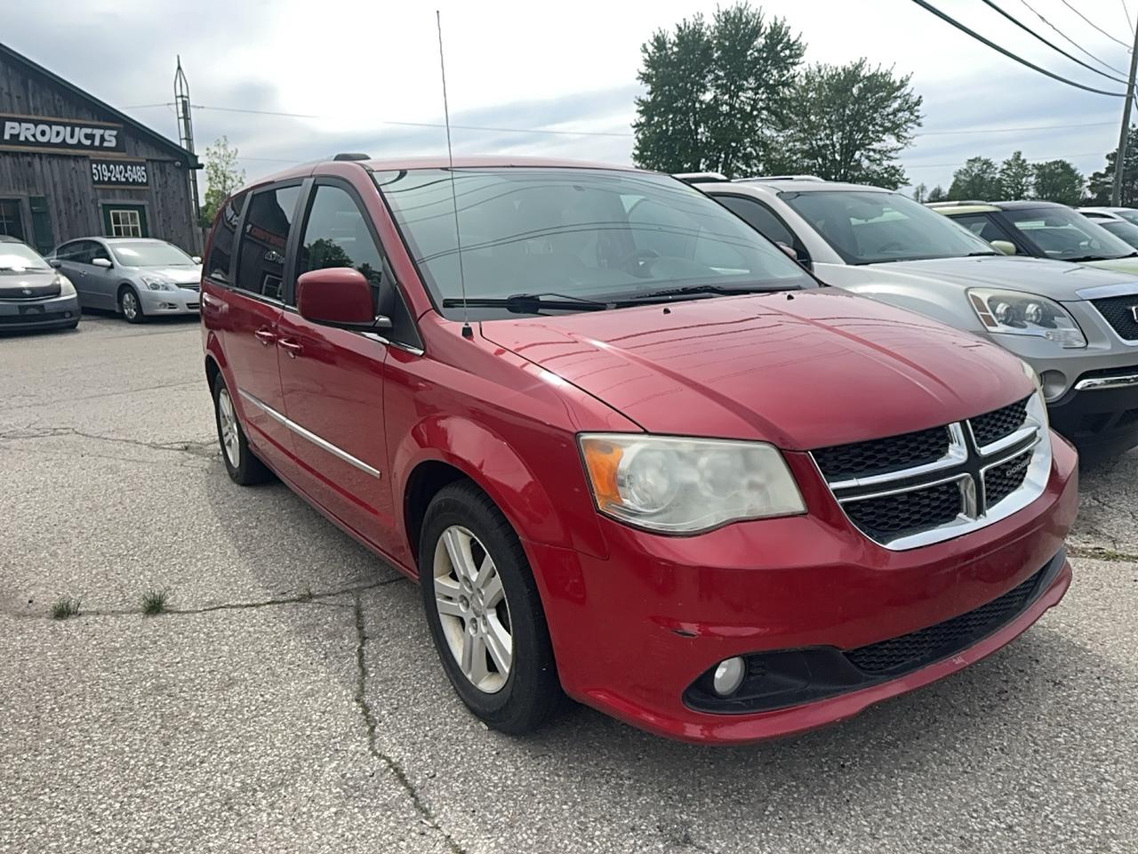 2013 Dodge Grand Caravan Crew Photo3