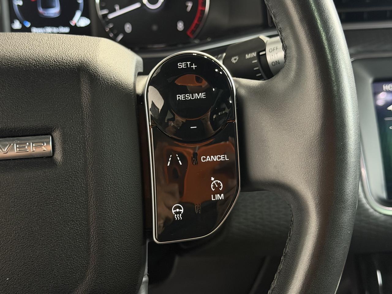 2020 Land Rover Range Rover Evoque S SUNROOF|BACKUP|MERIDIAN|HEATED STEERING WHEEL Photo