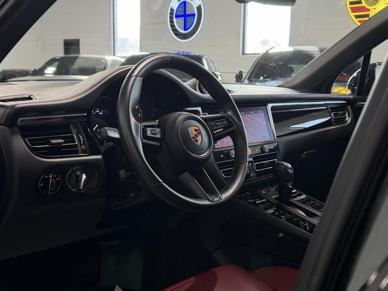 2024 Porsche Macan S Red Int, Clear Tailights, BOSE, Premium Plus Pkg Photo
