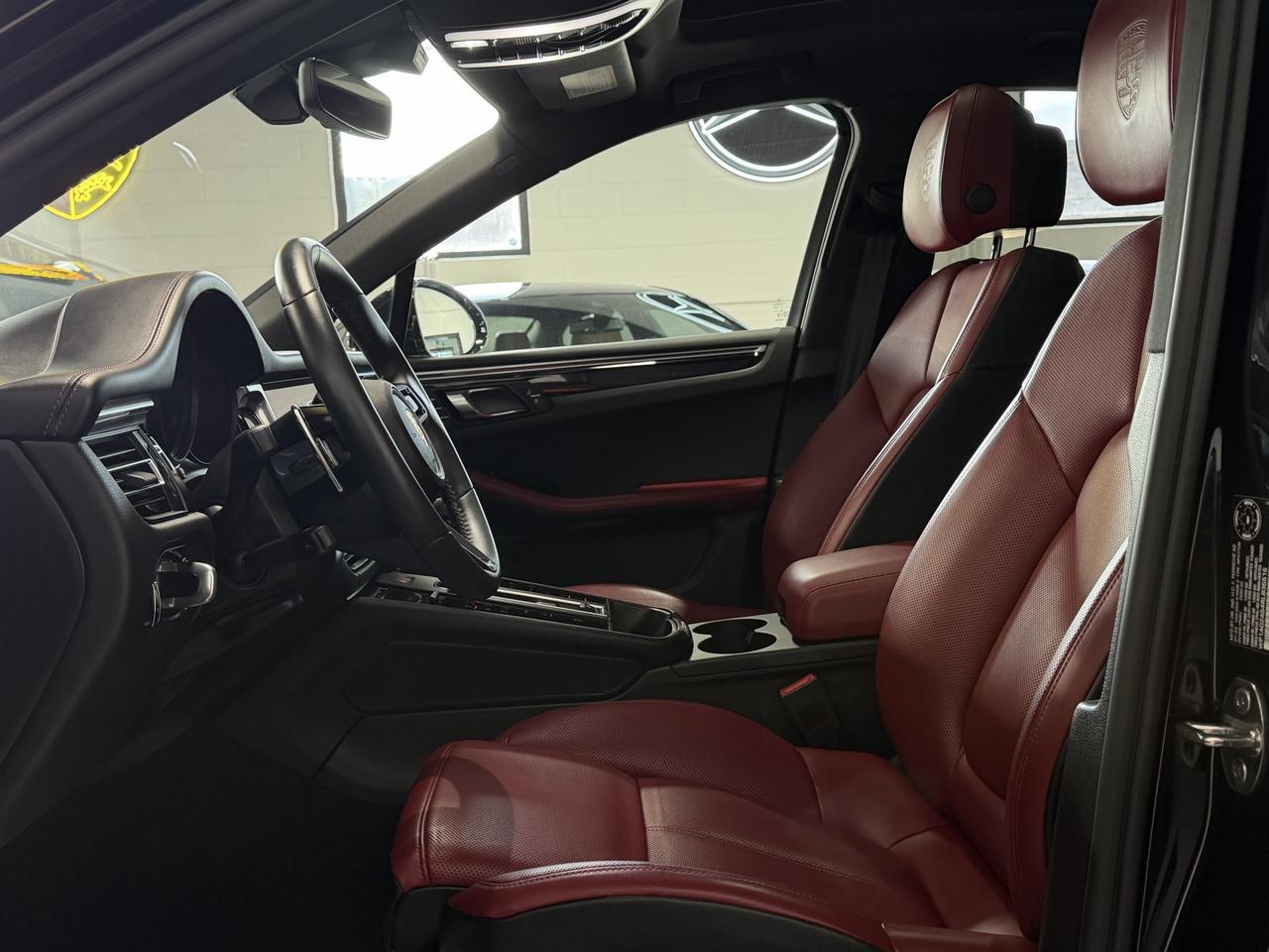 2024 Porsche Macan S Red Int, Clear Tailights, BOSE, Premium Plus Pkg Photo