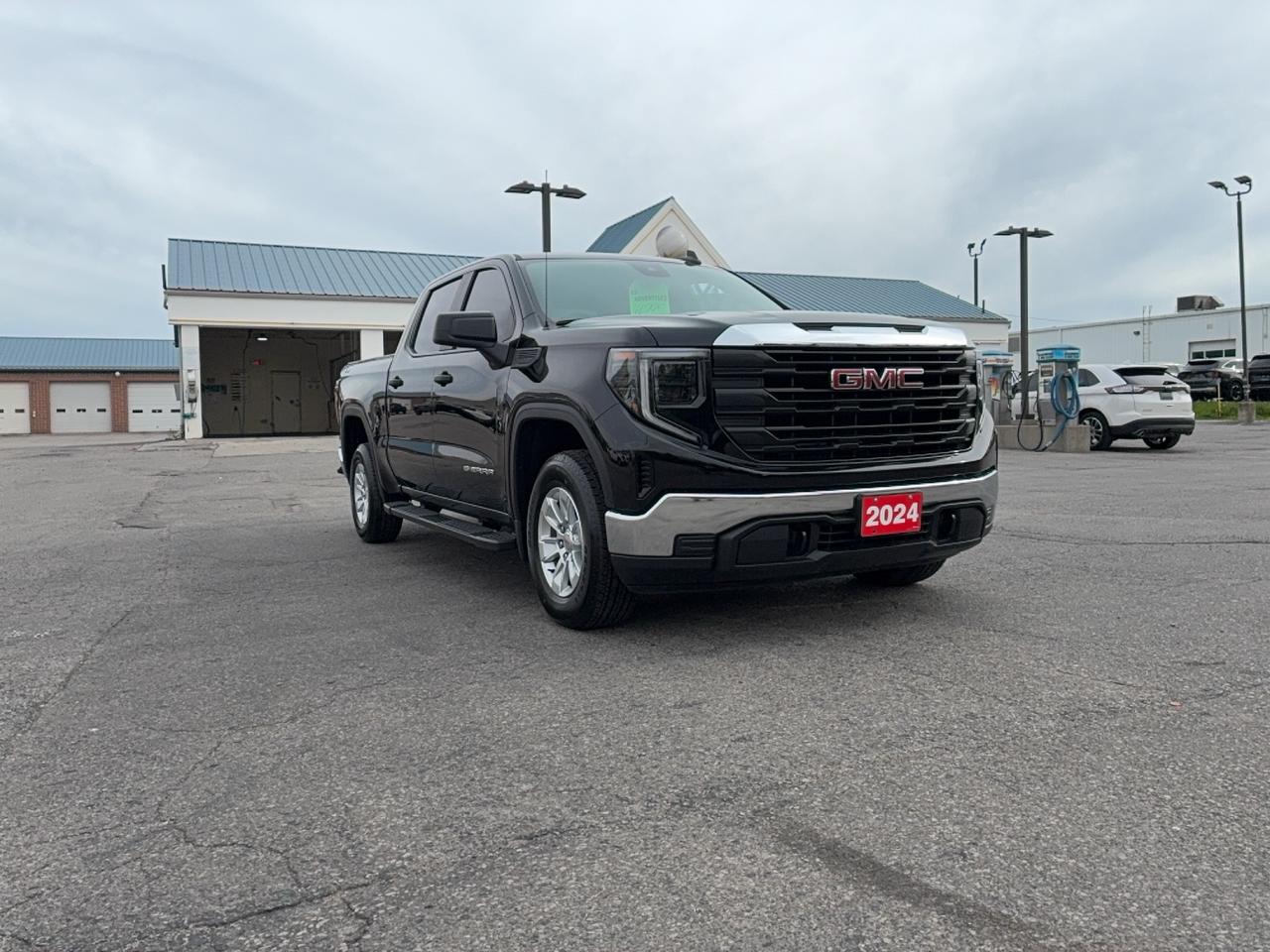 2024 GMC Sierra 1500 Pro 4WD CrewCab 2.7L4cylGas 5'10" Box BackUpCam Photo