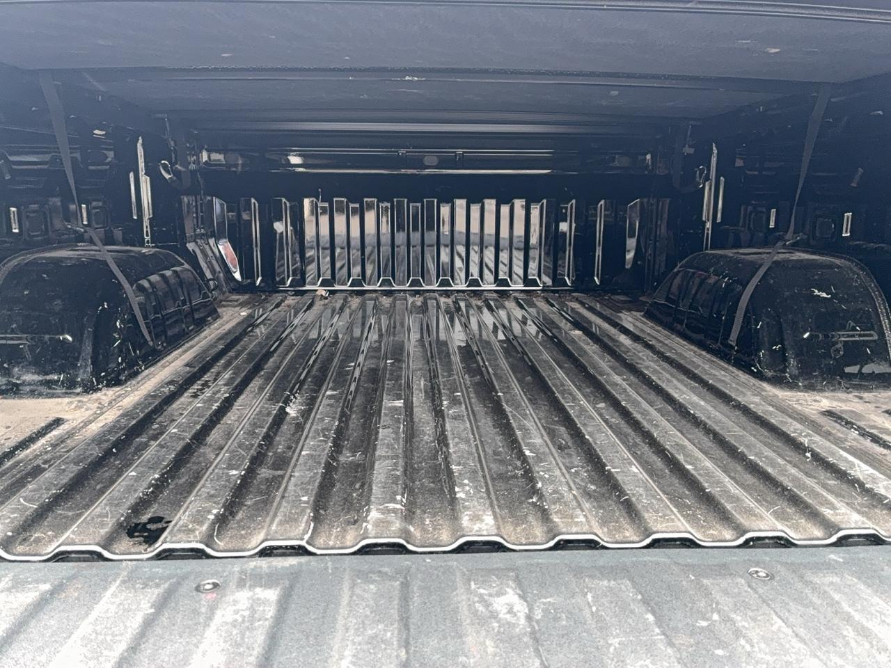 2024 GMC Sierra 1500 Pro 4WD CrewCab 2.7L4cylGas 5'10" Box BackUpCam Photo