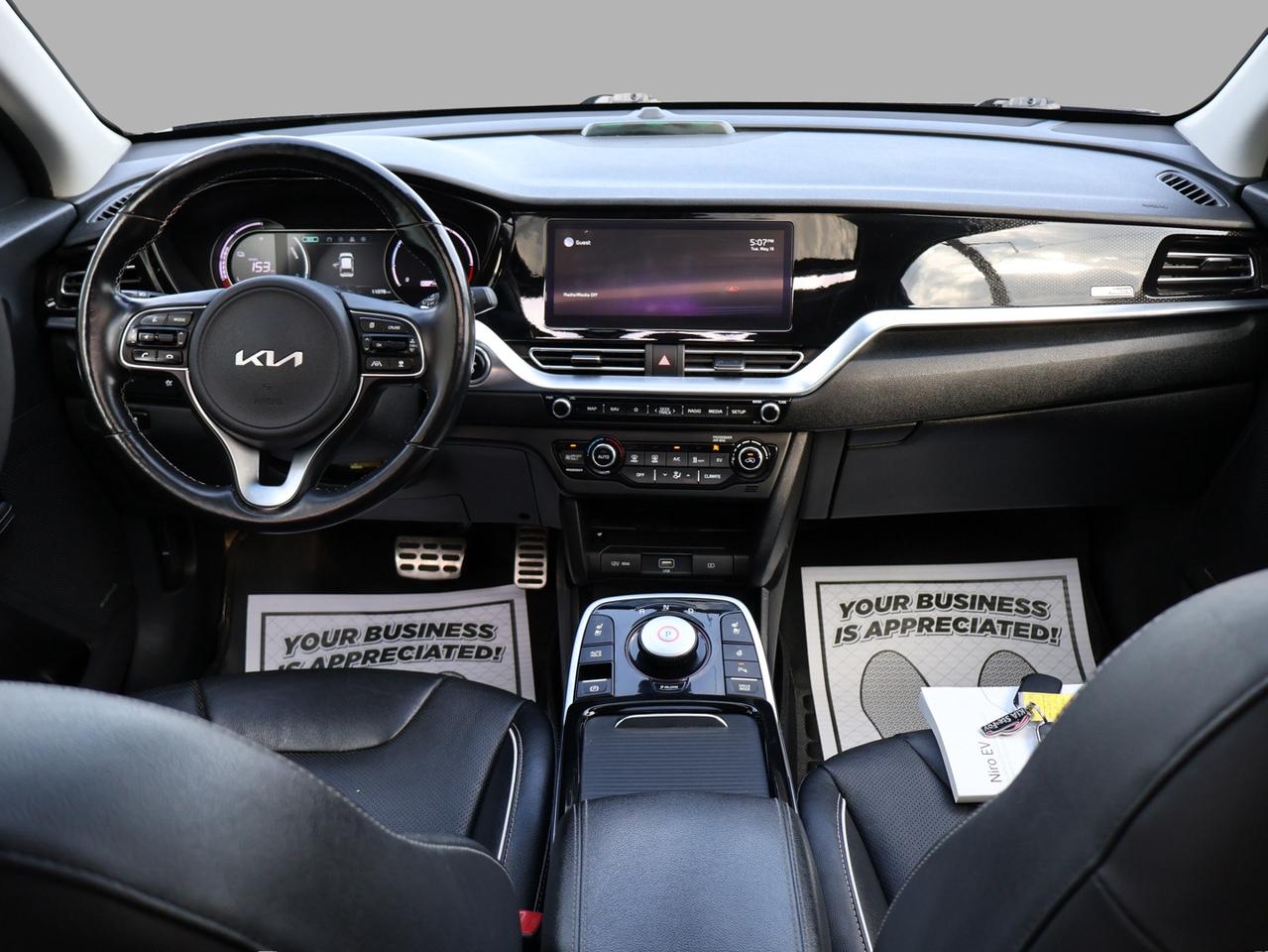 2022 Kia NIRO EV SX TOURING CERTIFIED *1 OWNER*ACCIDENT FREE* CAMERA NAV BLUETOOTH LEATHER HEATED SEATS SUNROOF CRUISE ALLOYS Photo