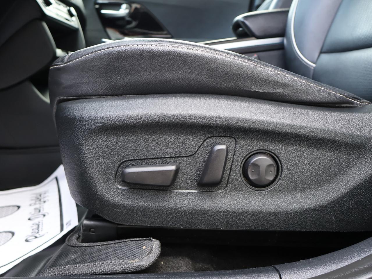 2022 Kia NIRO EV SX TOURING CERTIFIED *1 OWNER*ACCIDENT FREE* CAMERA NAV BLUETOOTH LEATHER HEATED SEATS SUNROOF CRUISE ALLOYS Photo