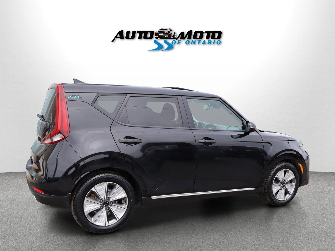 2022 Kia Soul EV LIMITED LR CERTIFIED *ACCIDENT FREE* CAMERA NAV BLUETOOTH LEATHER HEATED SEATS SUNROOF CRUISE ALLOYS Photo