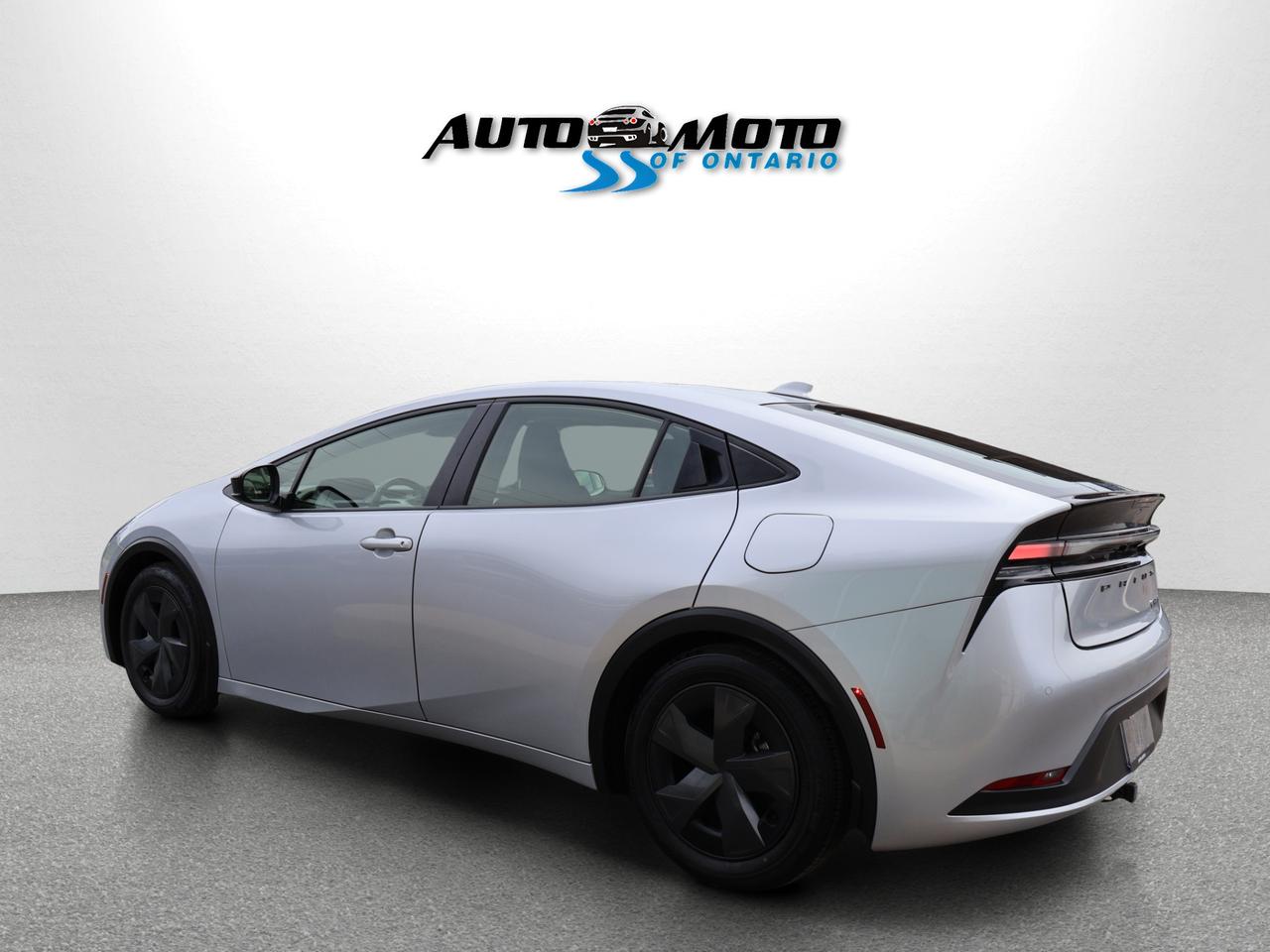 2023 Toyota Prius Prime SE PLUG-IN CERTIFIED *ACCIDENT FREE* CAMAERA BLUETOOTH LEATHER HEATED SEATS CRUISE ALLOYS Photo3