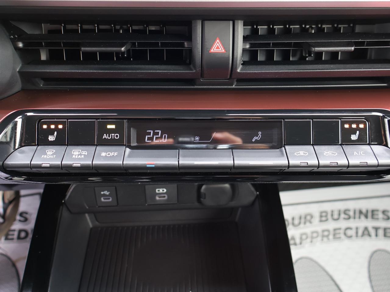 2023 Toyota Prius Prime SE PLUG-IN CERTIFIED *ACCIDENT FREE* CAMAERA BLUETOOTH LEATHER HEATED SEATS CRUISE ALLOYS Photo