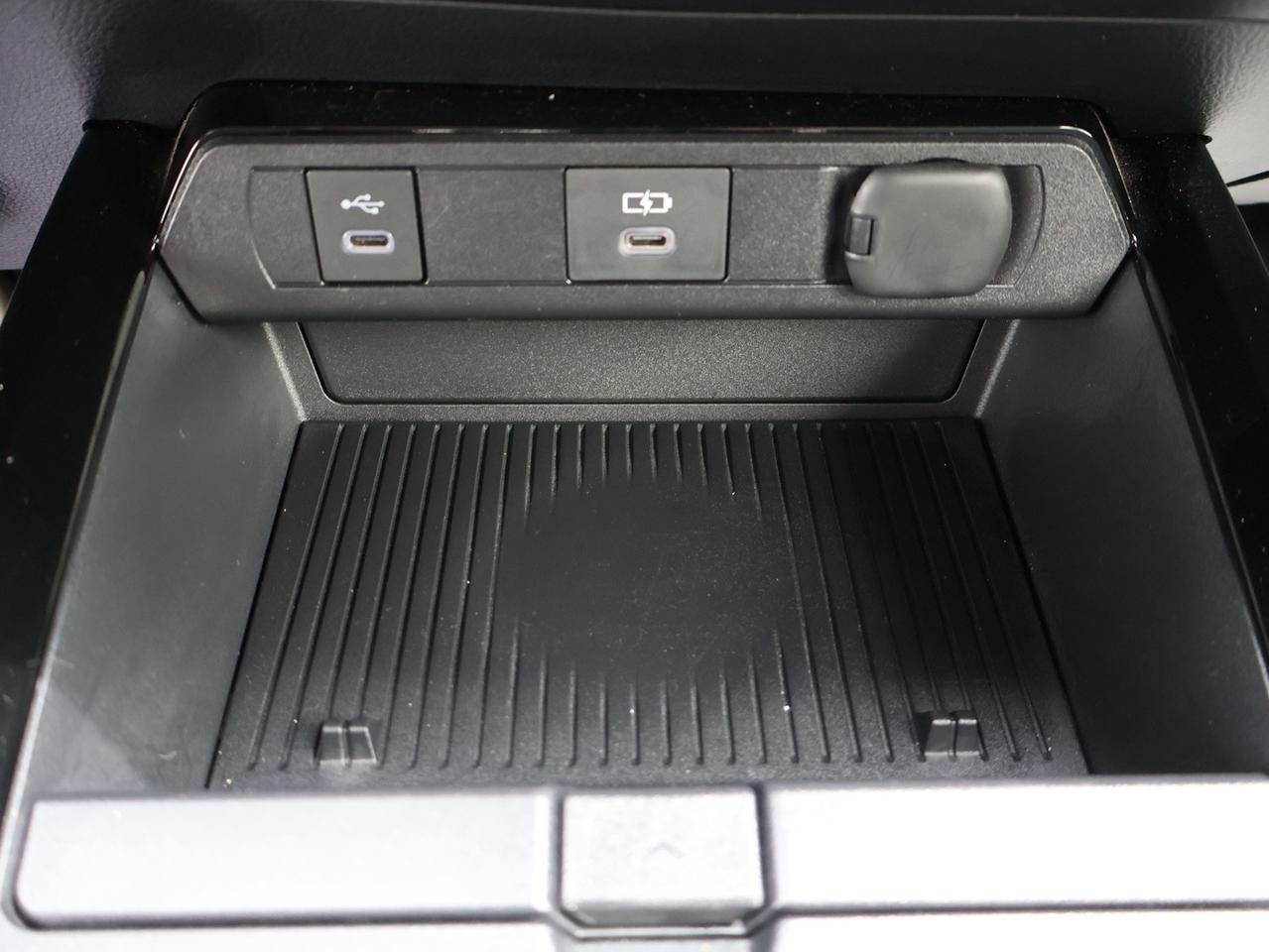 2023 Toyota Prius Prime SE PLUG-IN CERTIFIED *ACCIDENT FREE* CAMAERA BLUETOOTH LEATHER HEATED SEATS CRUISE ALLOYS Photo