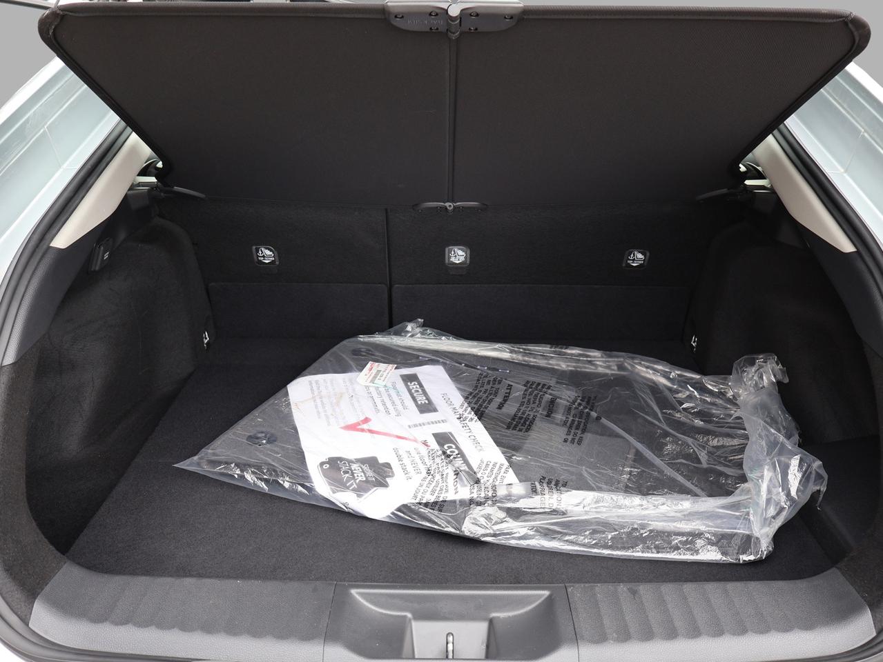 2023 Toyota Prius Prime SE PLUG-IN CERTIFIED *ACCIDENT FREE* CAMAERA BLUETOOTH LEATHER HEATED SEATS CRUISE ALLOYS Photo
