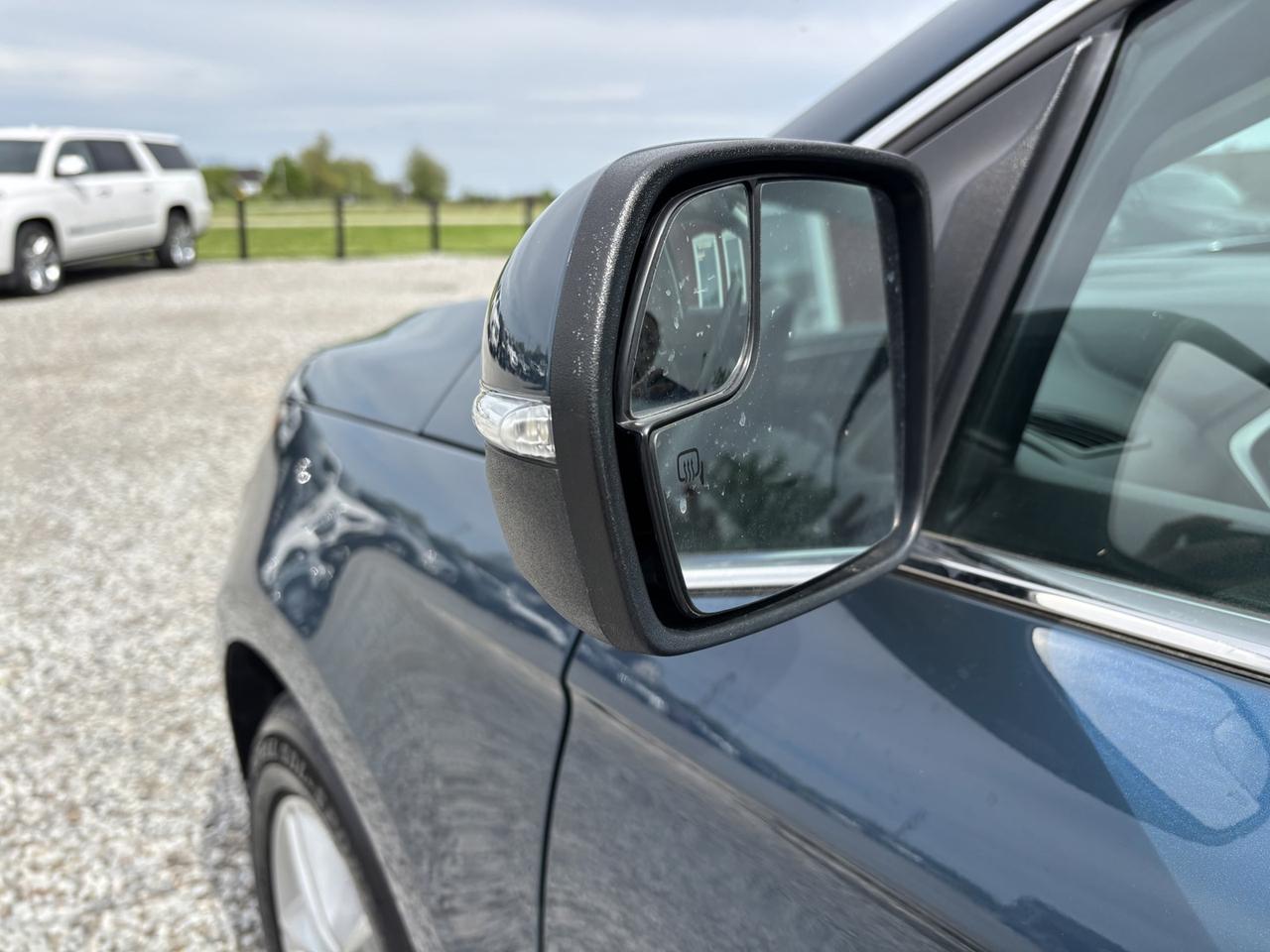 2016 Ford Edge SEL Photo