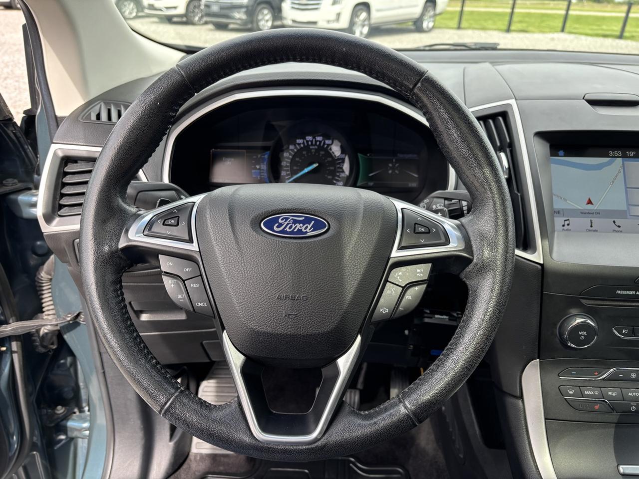 2016 Ford Edge SEL Photo