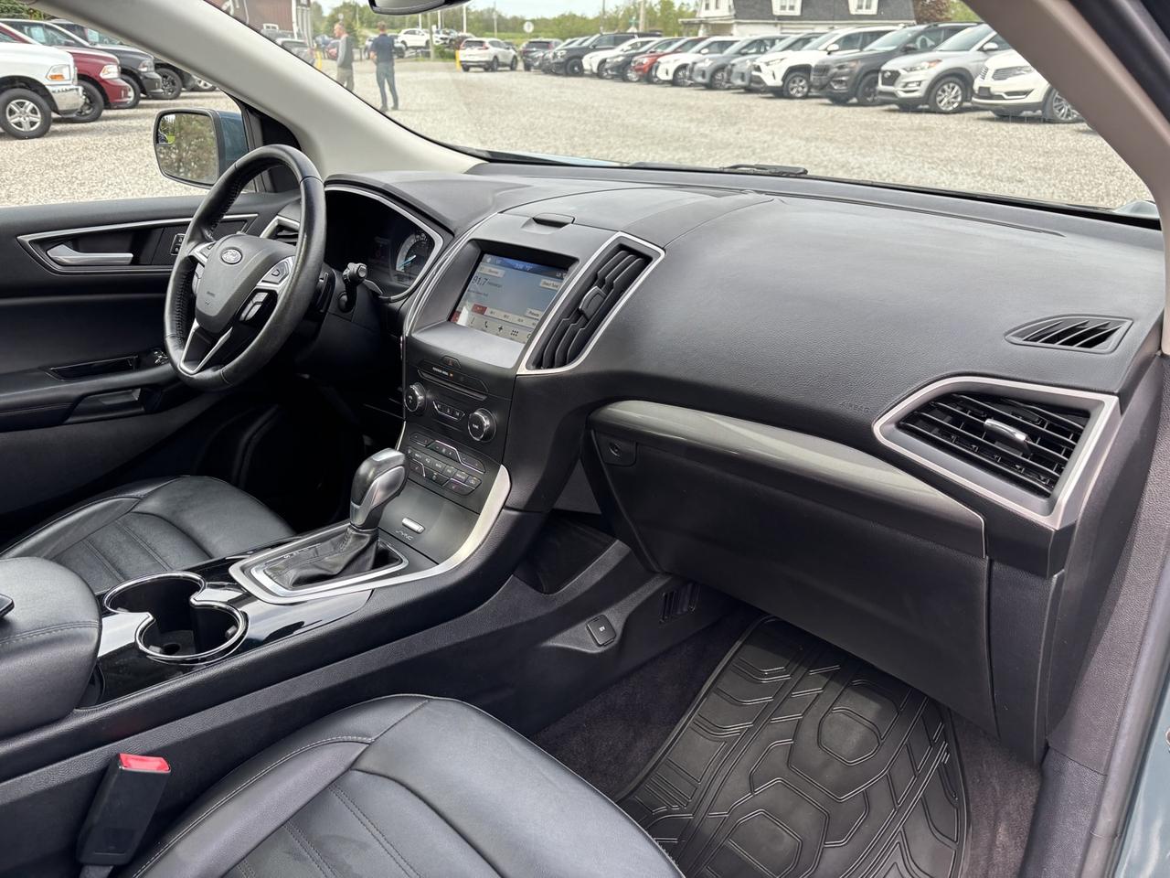 2016 Ford Edge SEL Photo