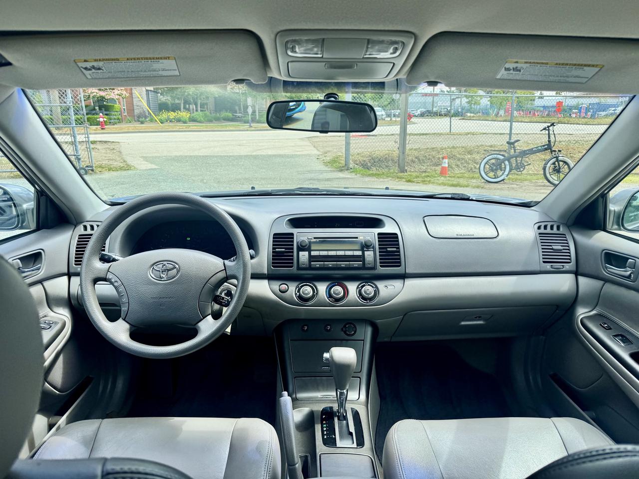 2005 Toyota Camry FINANCING AVAILABLE Photo10