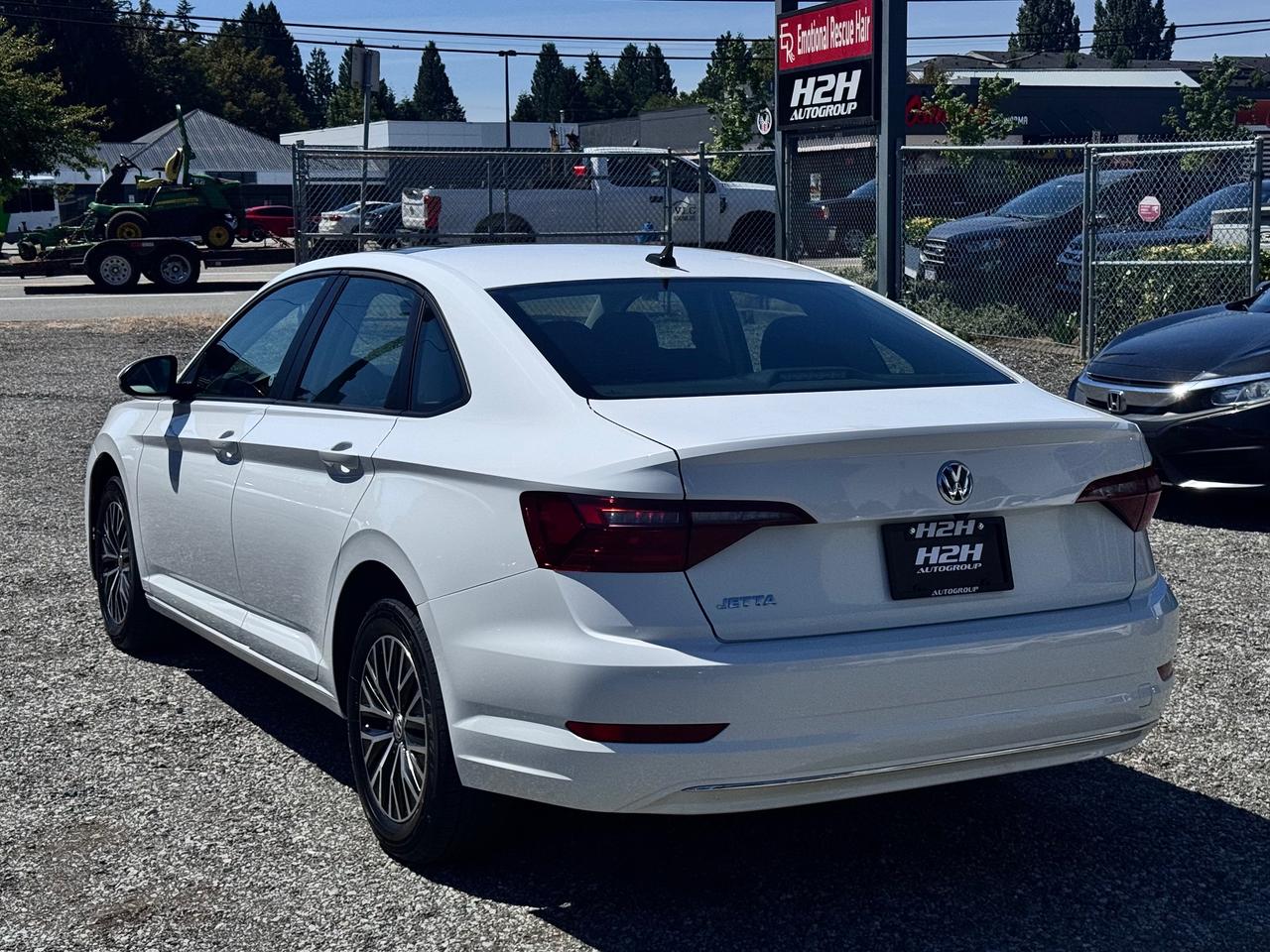 2021 Volkswagen Jetta FINANCING AVAILABLE Photo7