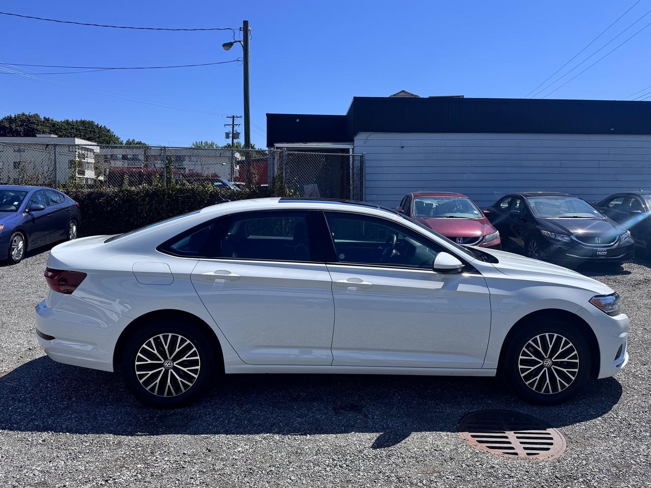 2021 Volkswagen Jetta FINANCING AVAILABLE Photo4